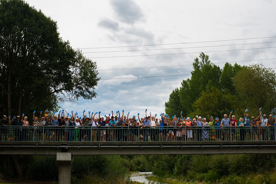 A group in Geraldine turn out to support the I Choose Clean Water tour.